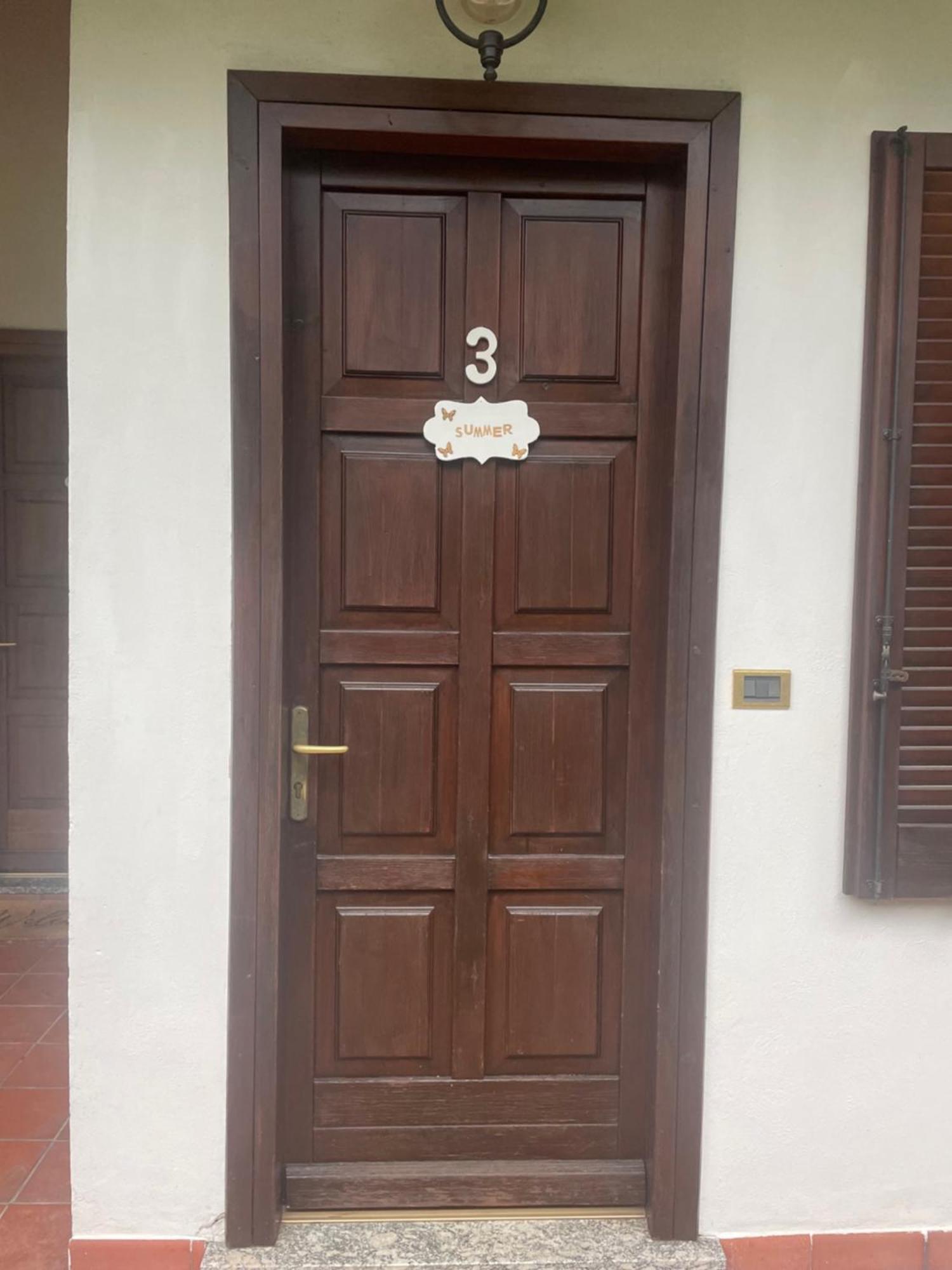 Villa Quattro Stagioni คอลีโก ภายนอก รูปภาพ